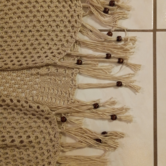 Cover-up - Picture 5 of 8